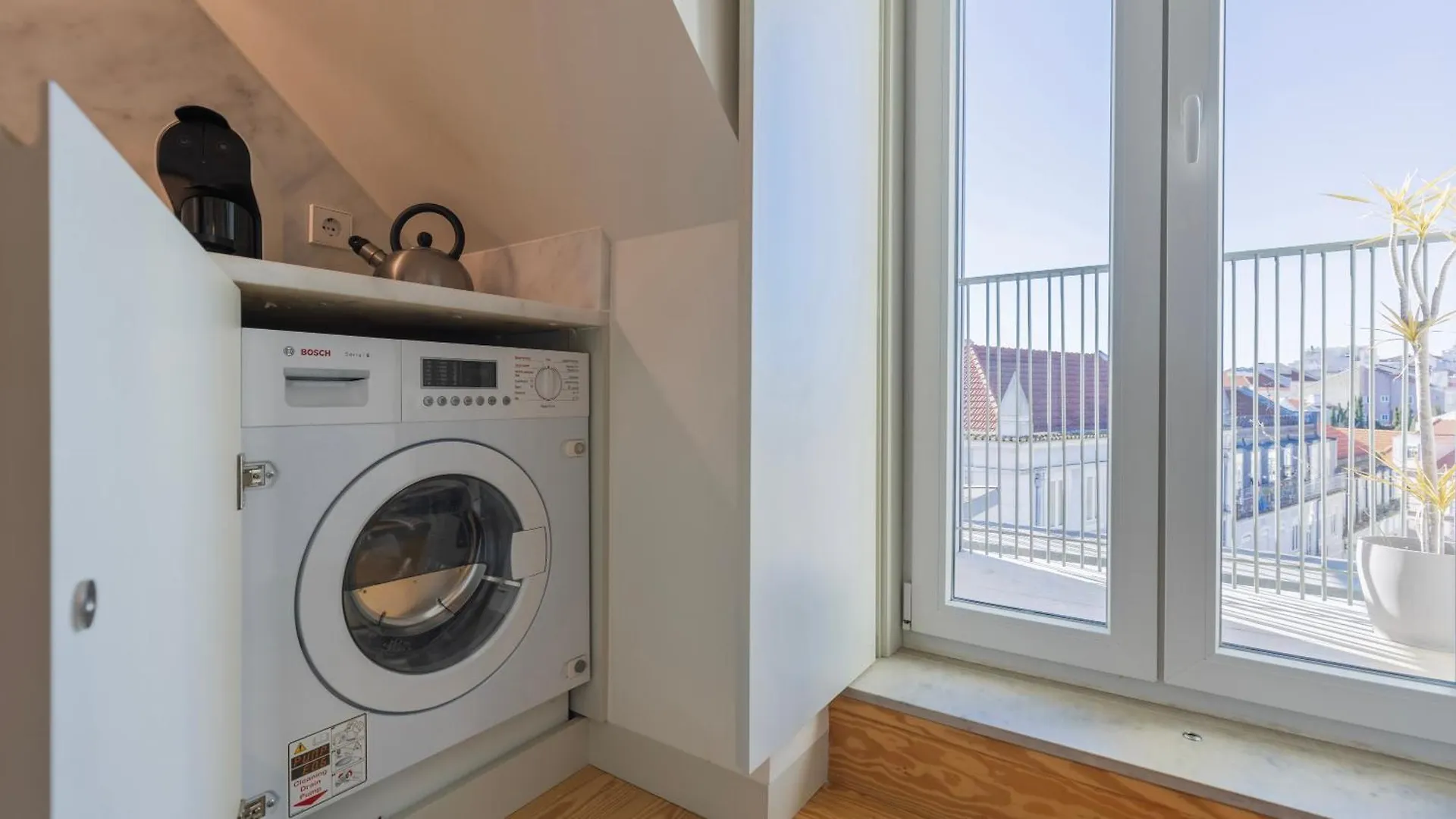 Elegant City Stay In Graca By Lovelystay Lisbon Portugal